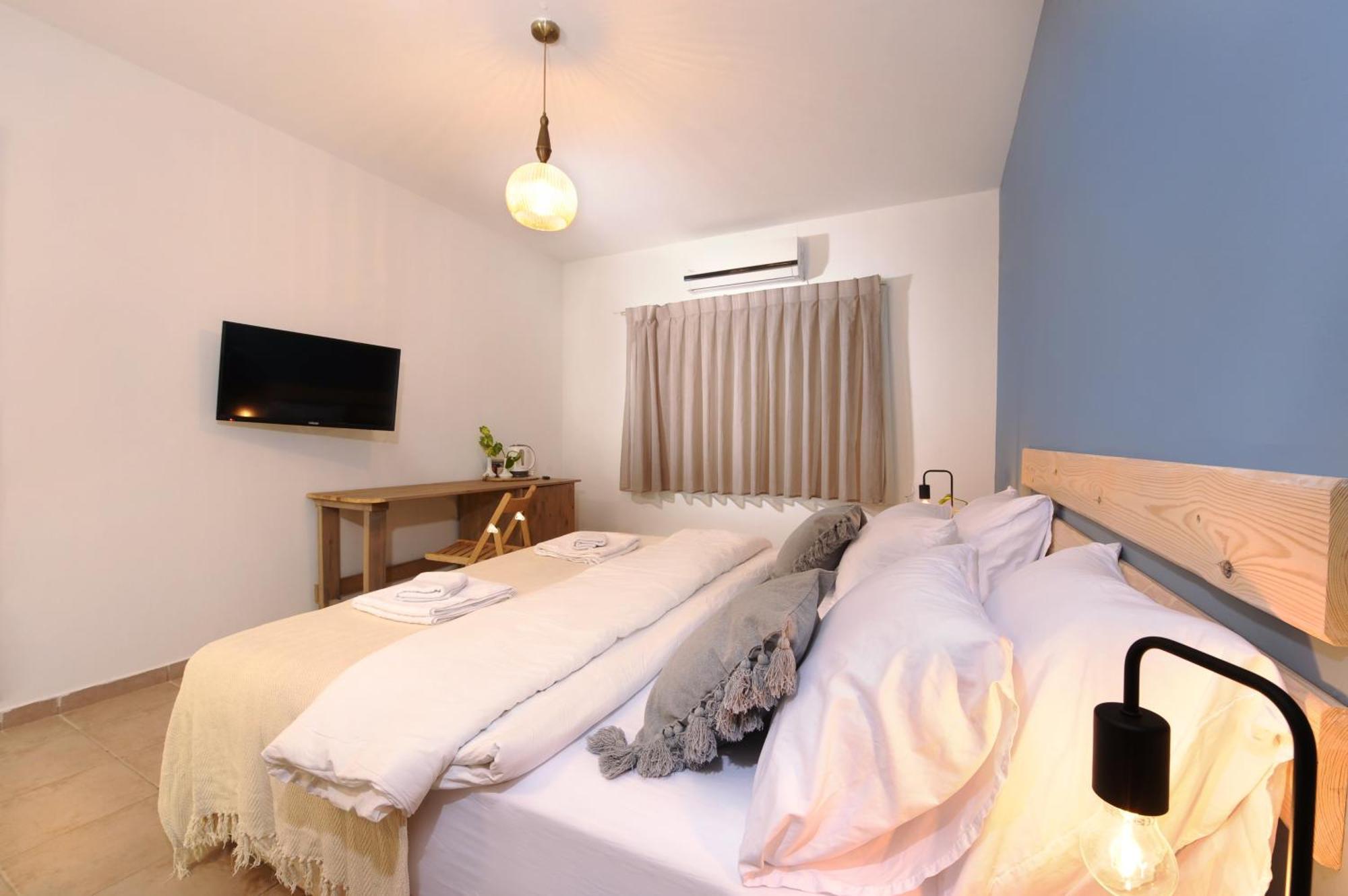 Almog Hotel Exterior foto