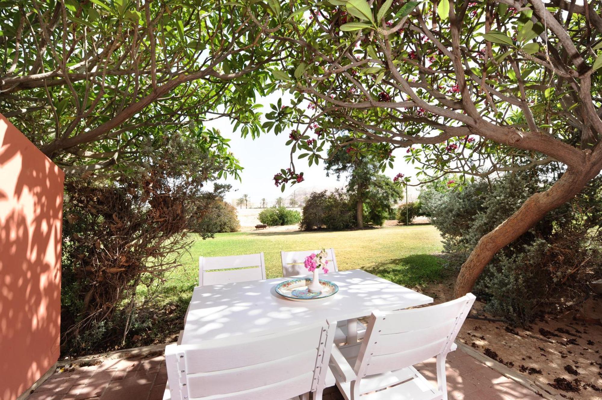 Almog Hotel Exterior foto