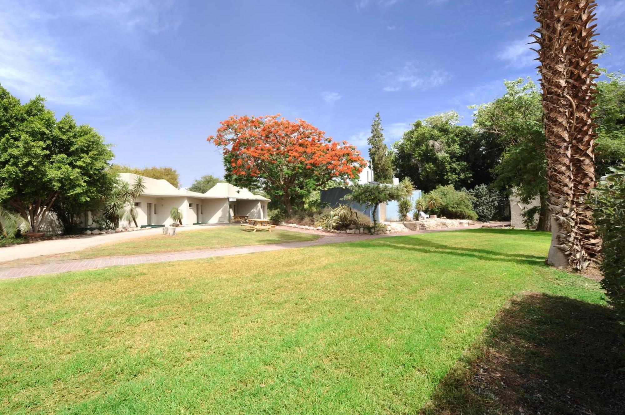 Almog Hotel Exterior foto